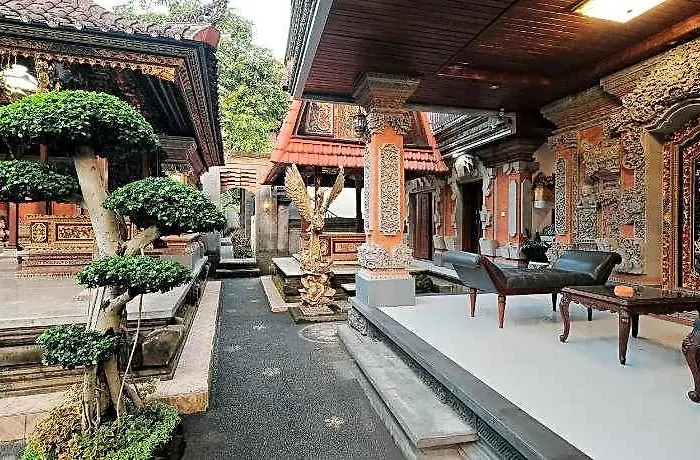Sumantra House 3*
