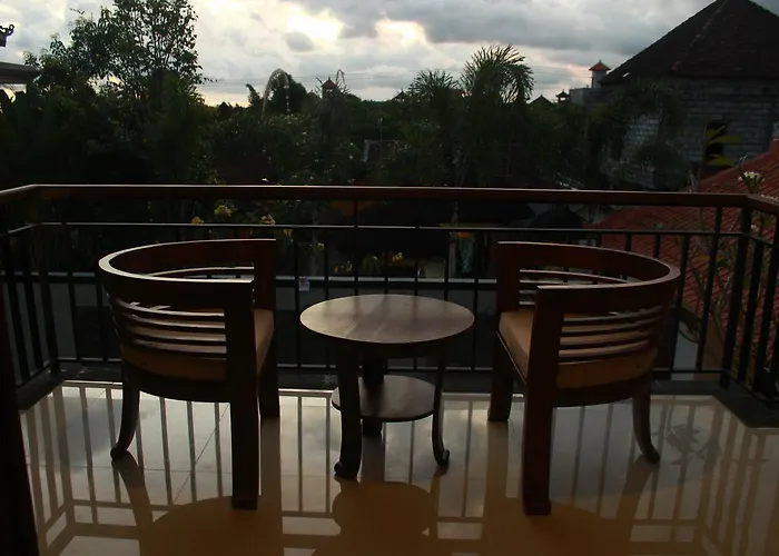 Sumantra House 3*